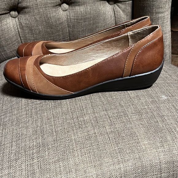 Life Stride Velocity with memory foam women's shoes size 8.5 - Picture 3 of 9